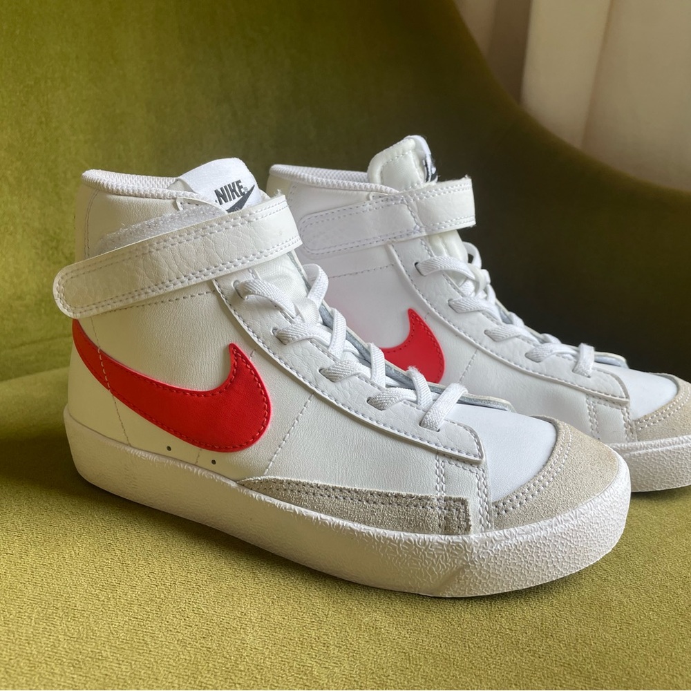 Nike Blazer Kids White High-Top Sneakers Velcro size youth 2